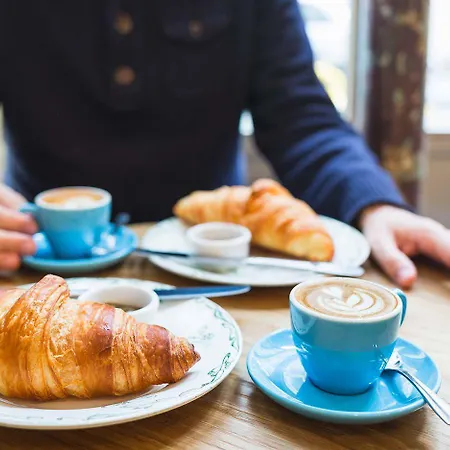 ホテル Primorski 3*