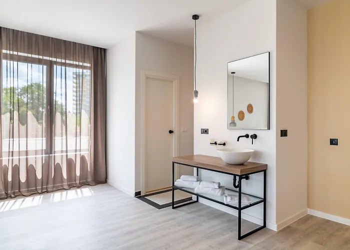 Primorski Святые Константин и Елена