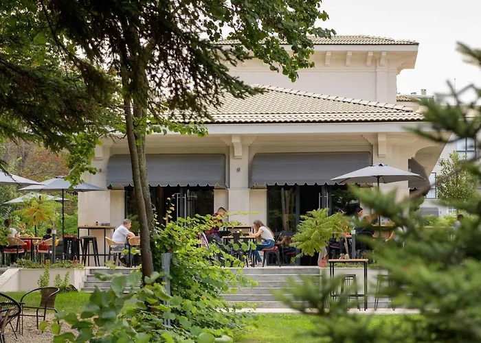 מלון Primorski 3*