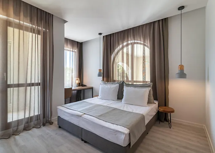 Primorski מלון סנט קונסטנטין והלנה