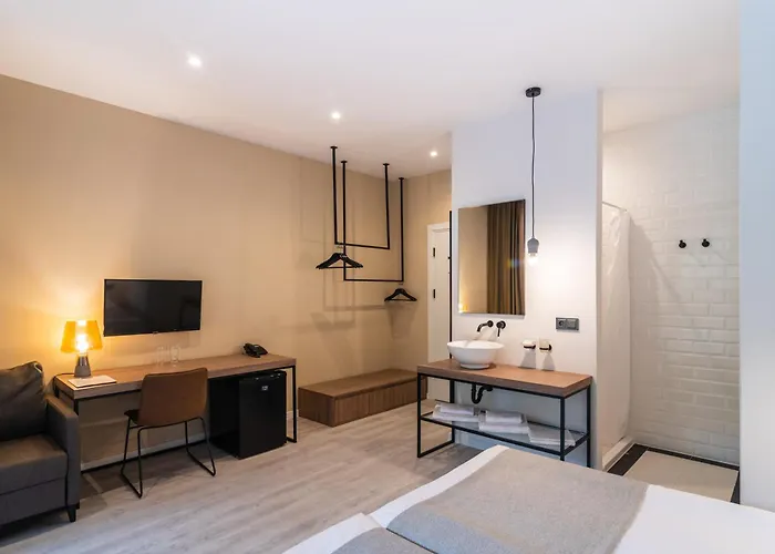 מלון Primorski 3*